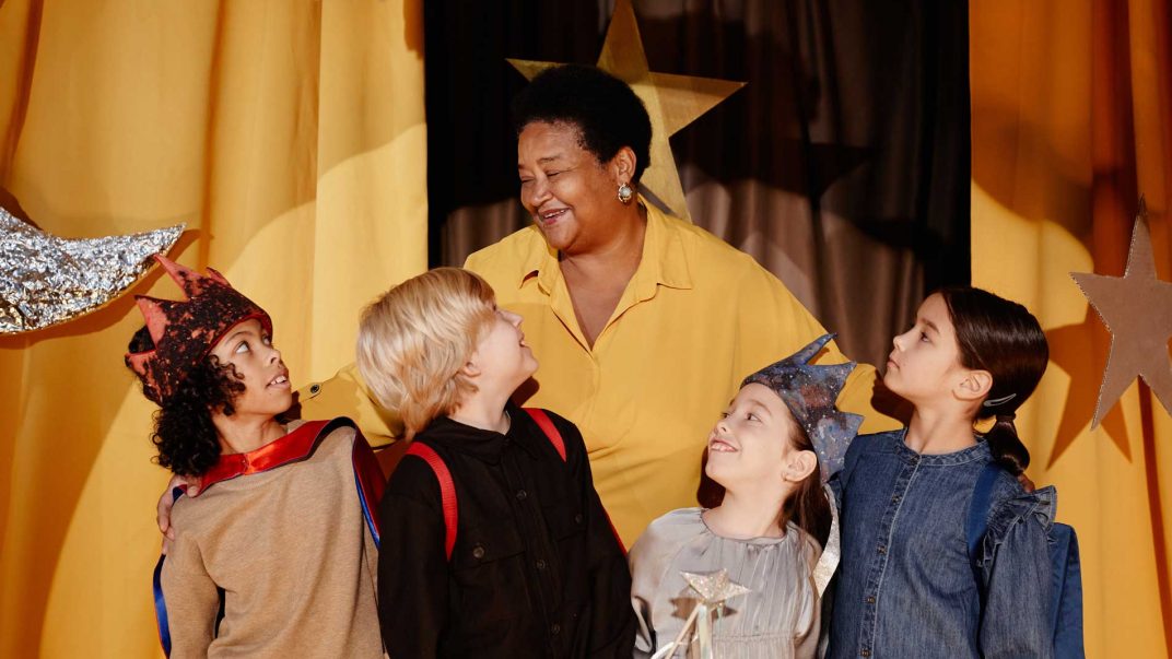 Intergenerational mentorship programs: Passing down knowledge and building connections 1 intergenerational mentorship