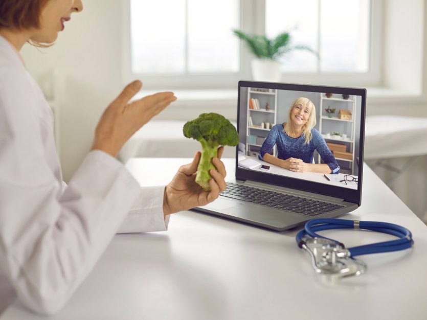 Dietitian-delivered nutrition therapy for high blood pressure 1 dietician for seniors